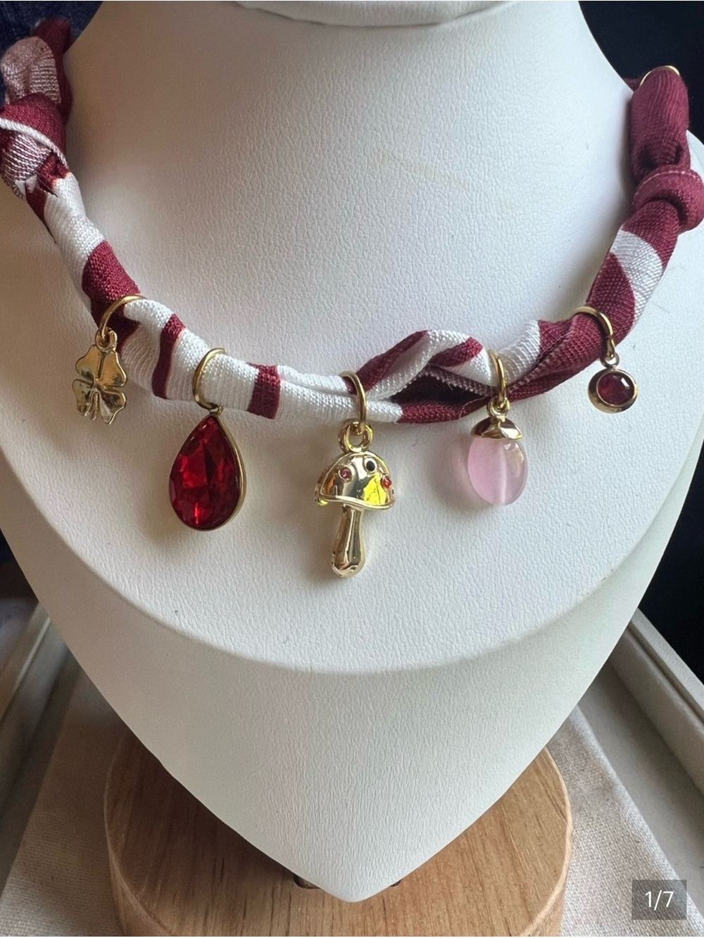 Red and White Striped Charm Necklace with Gold Accents MAYAMAR New w Pouch 🍄♥️